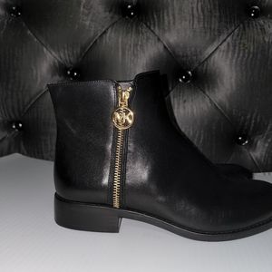 Michael kors boots